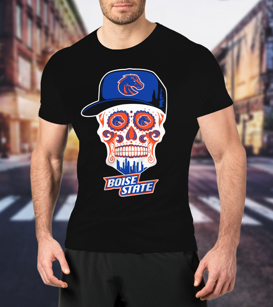 Boise State Broncos Skull With Hat And City Skyline T-Shirt