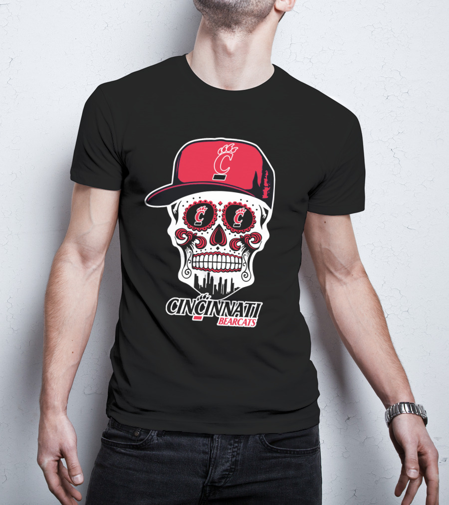 Cincinnati Bearcats Skull With Red Cap And Cityscape Elements T-Shirt