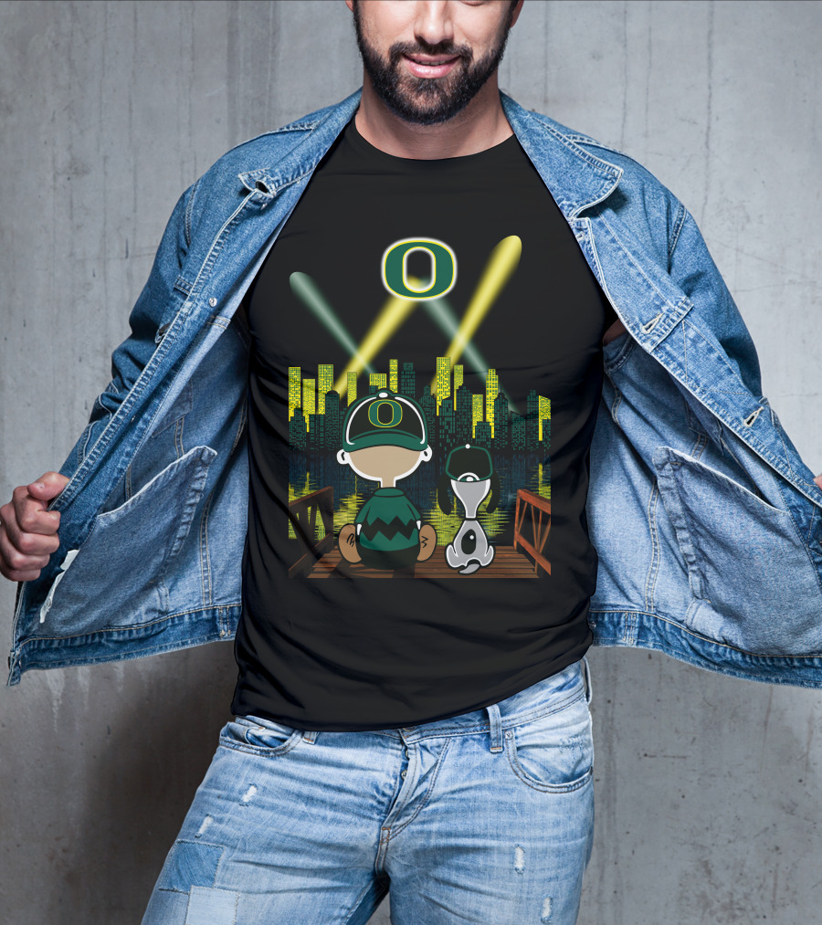 Oregon Ducks City Skyline Night Scene With O Logo And Lights T-Shirt