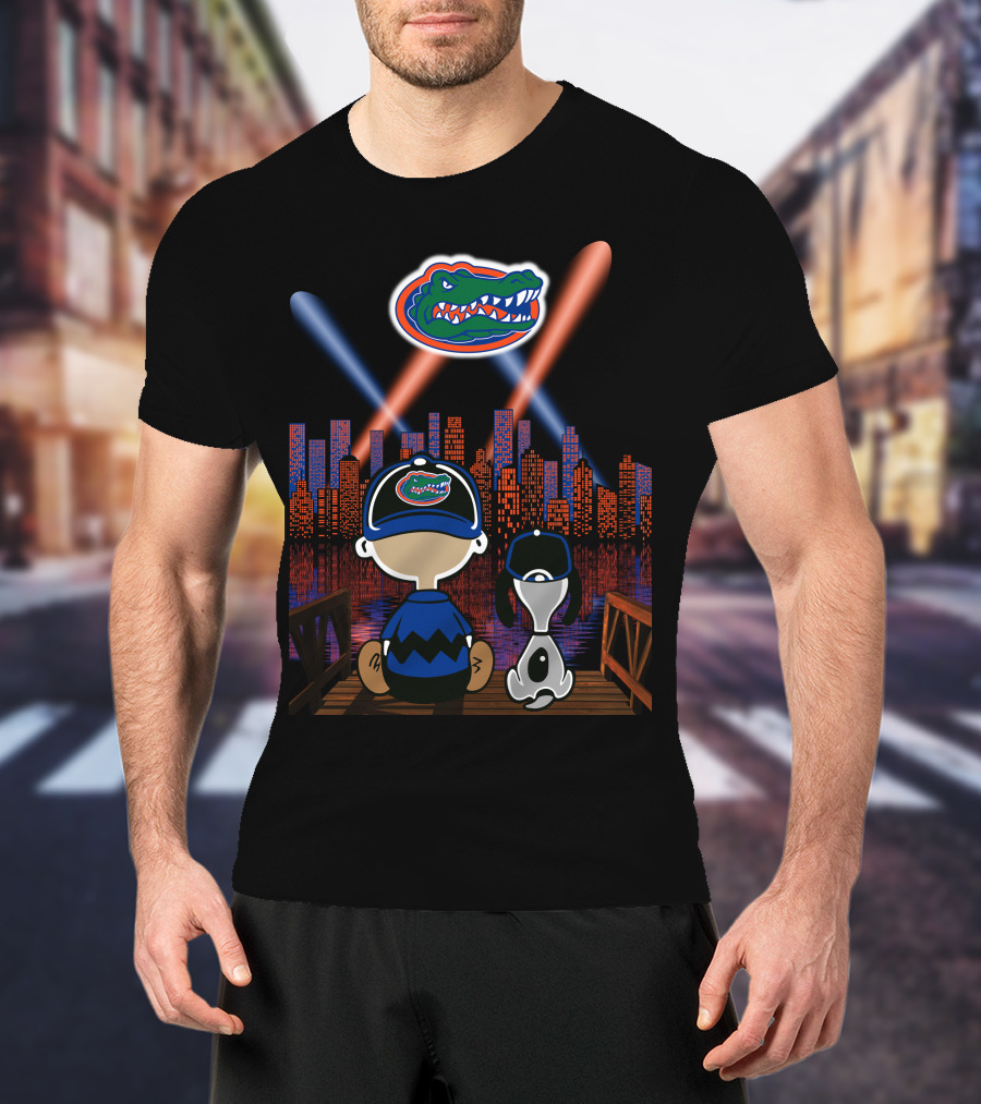 Florida Gators Cityscape At Night With Mascot And Skyline T-Shirt