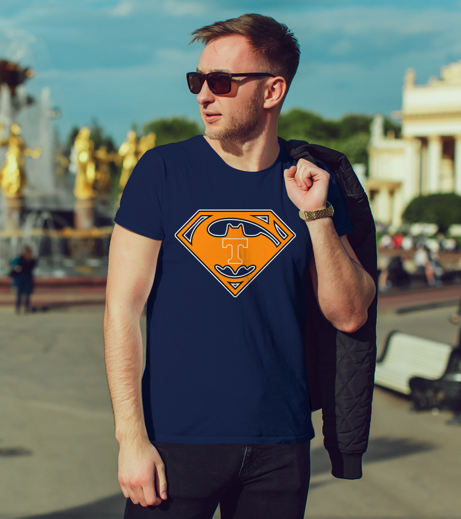 Superman Batman Tennessee Volunteers Logo T-Shirt