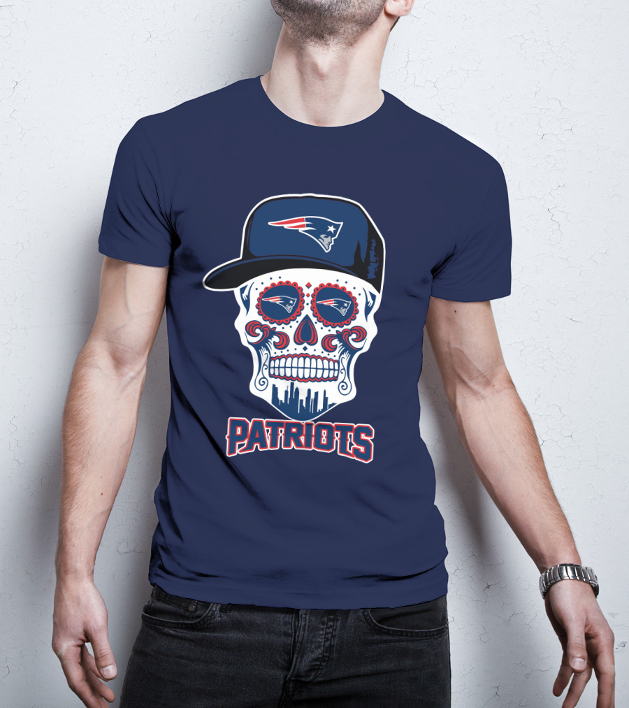 Patriots Skull Logo With Hat And City Skyline T-Shirt