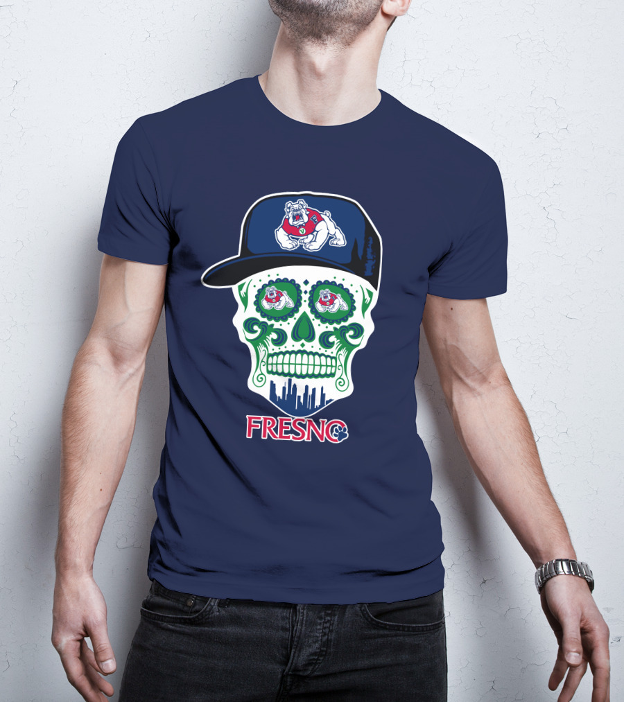 Fresno State Bulldogs Skull Artwork With Bulldog Hat And City Skyline T-Shirt