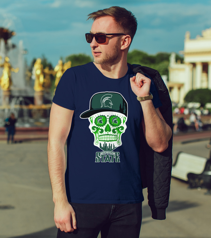 Michigan State Spartans Sugar Skull With Spartan Helmet Icon And City Skyline T-Shirt