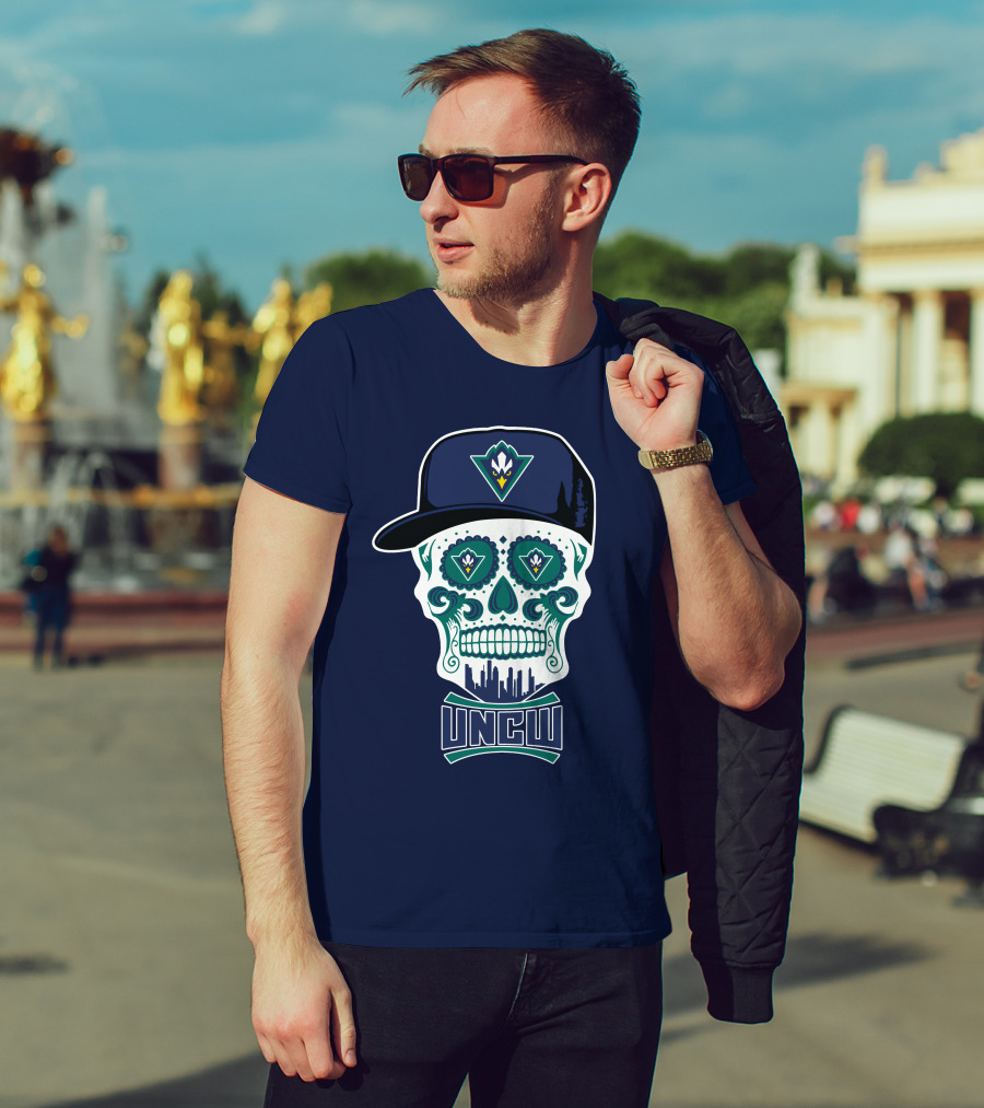 Uncw Seahawks Sugar Skull With Hat T-Shirt