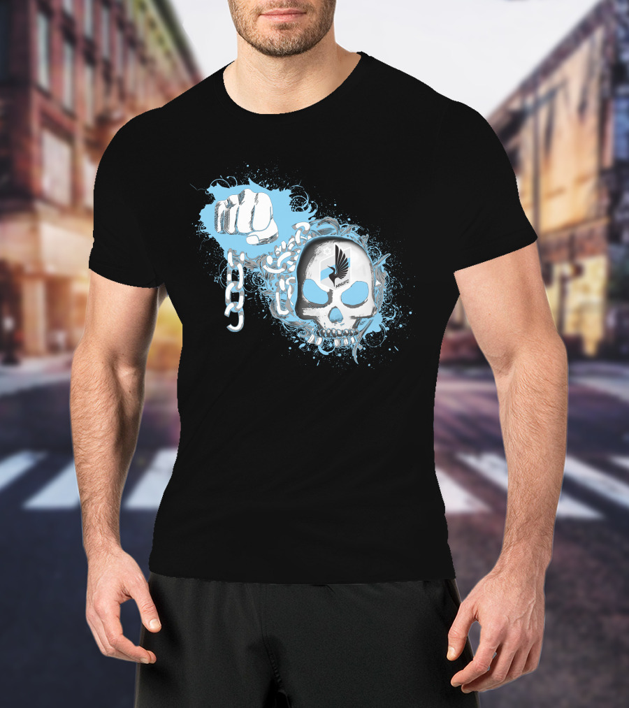 Fist Breaking Chains With Skull And Minnesota United Fc T-Shirt