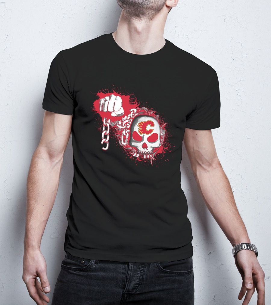Calgary Flames Skull Fist Chains 178 T-Shirt