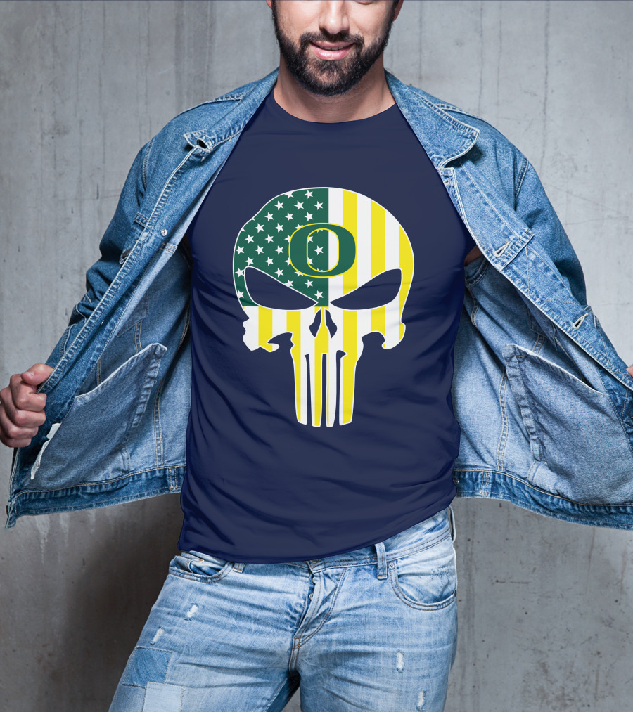 Oregon Ducks Punisher Skull American Flag T-Shirt