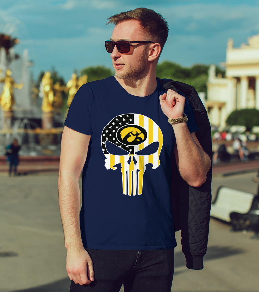 Iowa Hawkeyes The Punisher American Flag Skull T-Shirt