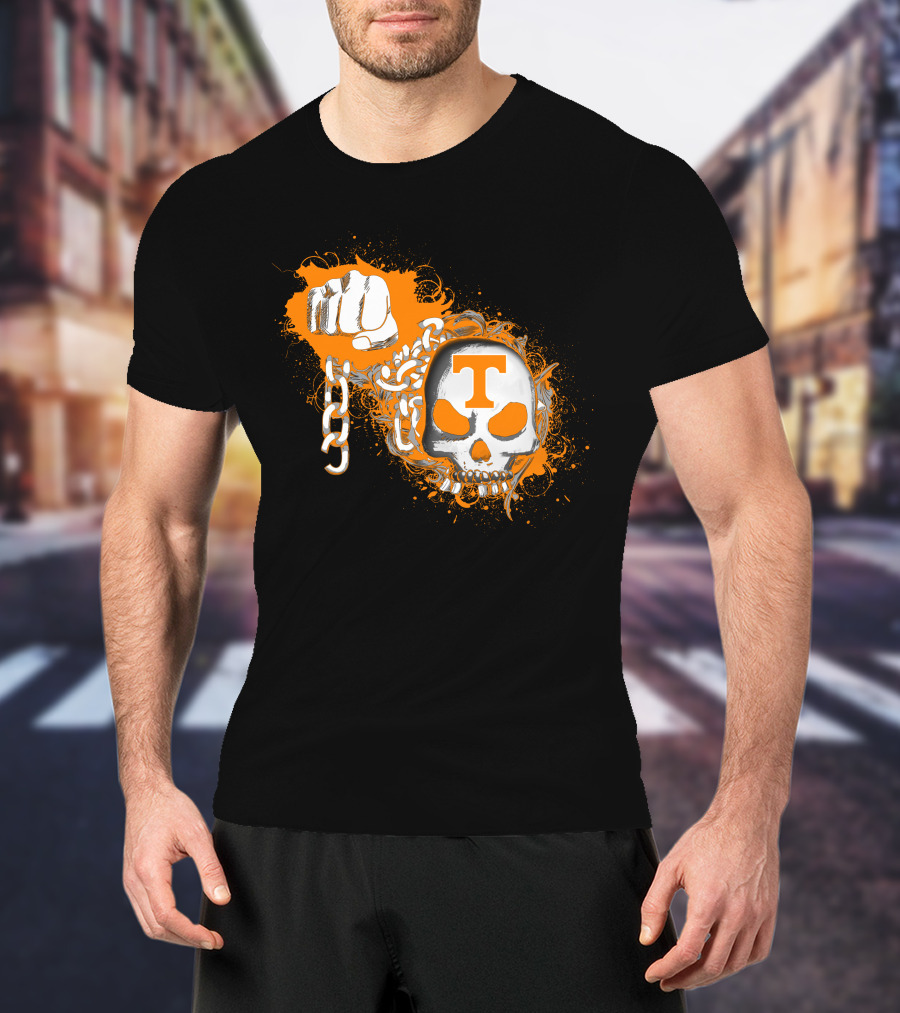 Tennessee Volunteers Skull And Fist With Chains And Orange T T-Shirt