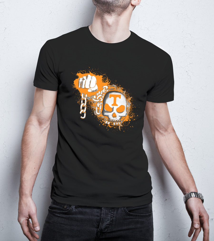 Tennessee Volunteers Skull And Fist With Chains And Orange T T-Shirt