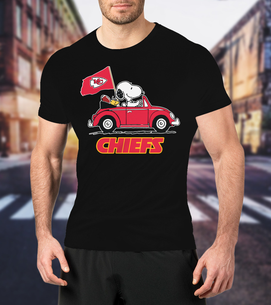 Chiefs Snoopy Driving With Kansas City Flag T-Shirt