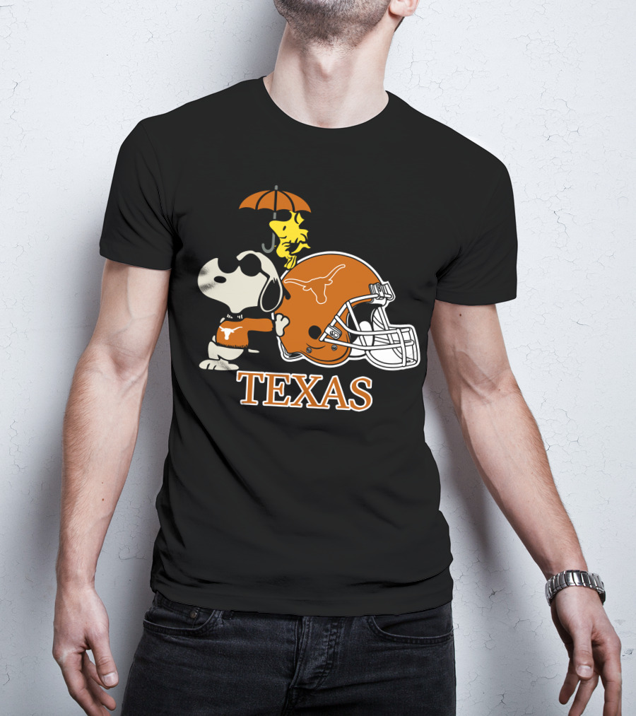 Texas Longhorns Snoopy Woodstock Football Helmet T-Shirt