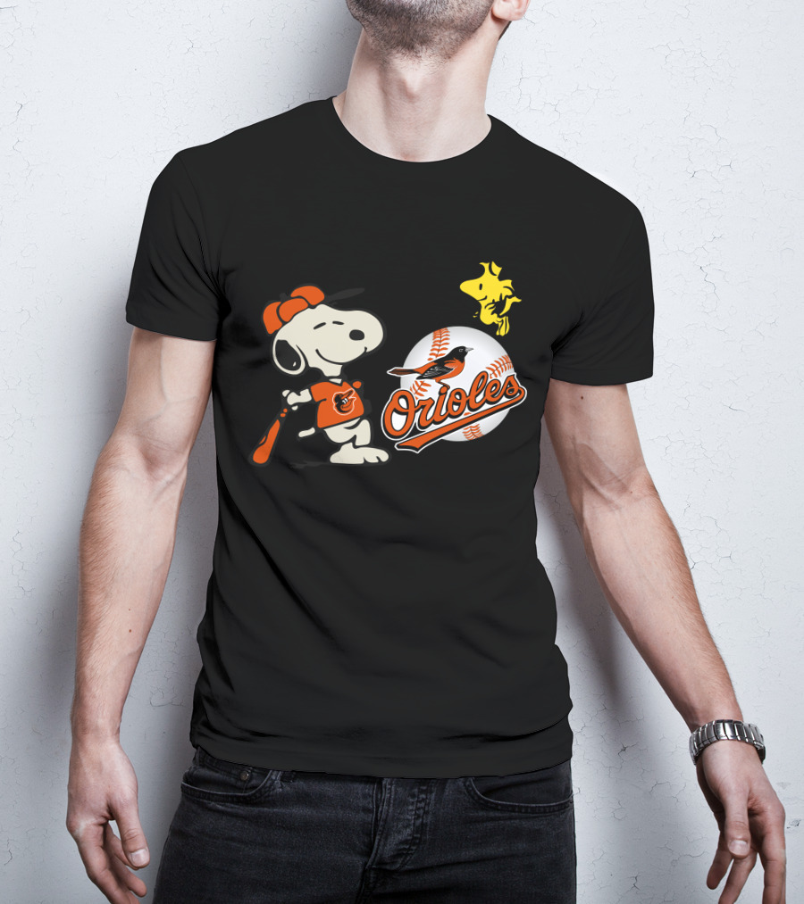 Baltimore Orioles Snoopy And Woodstock BaseballArtwork T-Shirt