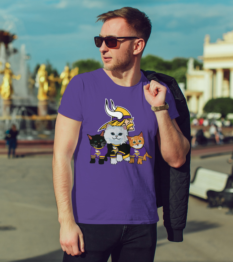 Minnesota Vikings Cats Wearing Team Jerseys With Viking Head T-Shirt