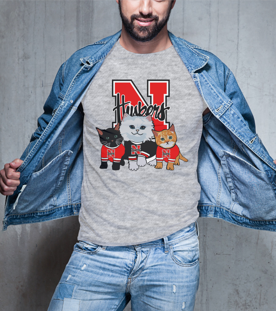 Nebraska Cornhuskers Huskers Cats In Red Jerseys T-Shirt