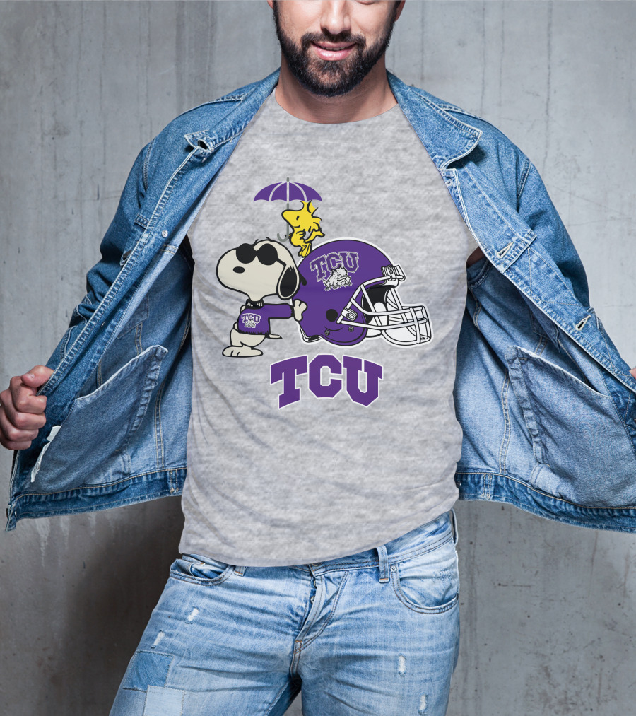 TCU Horned Frogs Snoopy Woodstock Helmet Football T-Shirt