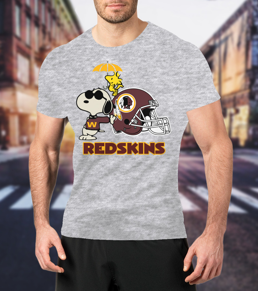 Snoopy Woodstock Redskins Helmet Washington Football Team T-Shirt
