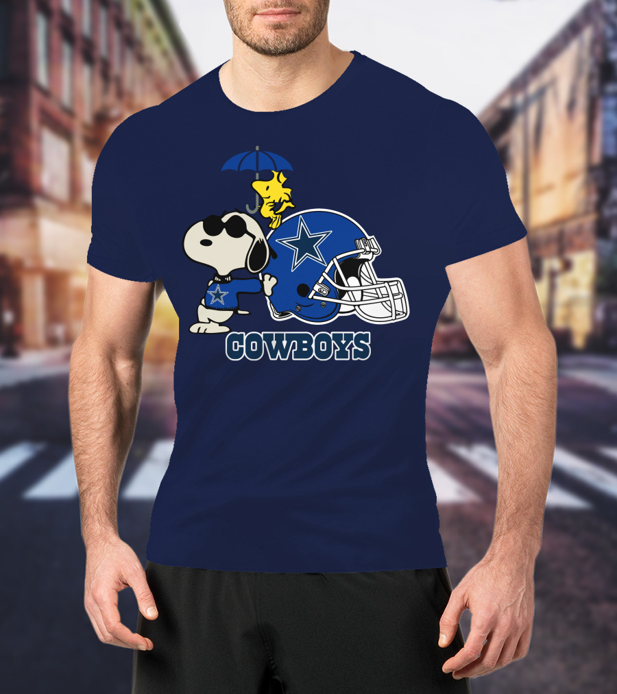 Dallas Cowboys Snoopy Woodstock Holiday Helmet T-Shirt