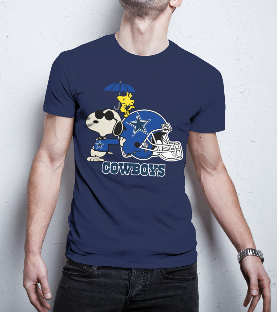Dallas Cowboys Snoopy Woodstock Holiday Helmet T-Shirt