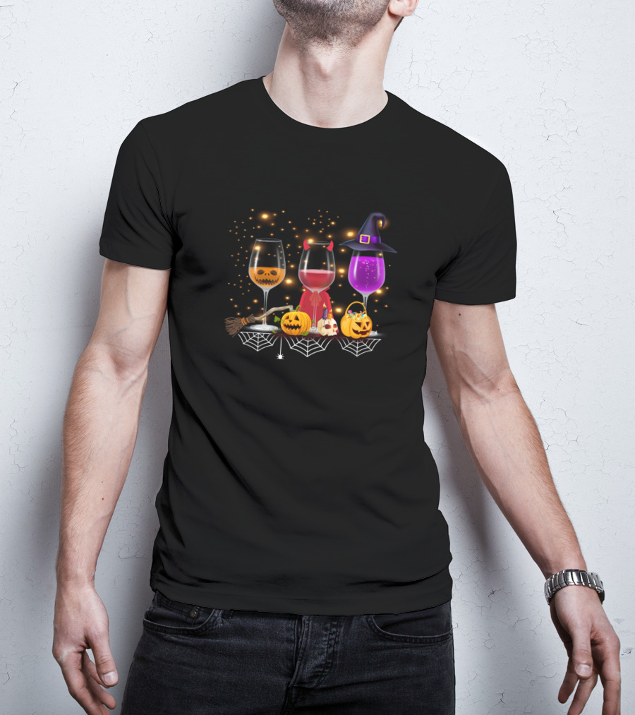 Happy Hallo Wine Funny Halloween Glass Wine Drinking Halloween Pumpkins Witch Hat Broomstick Spider Webs T-Shirt