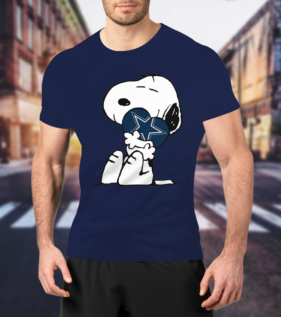 Snoopy Holding Dallas Cowboys Star T-Shirt