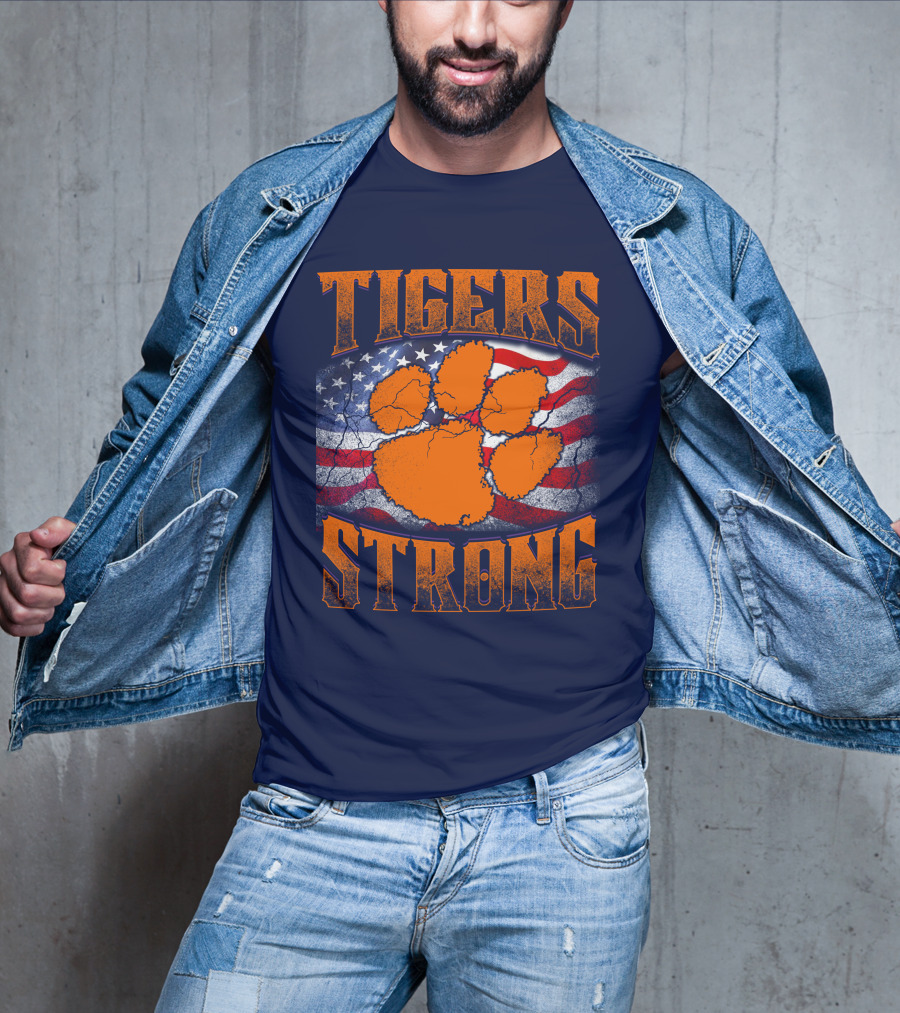 Clemson Tigers Strong American Flag Pawprint T-Shirt