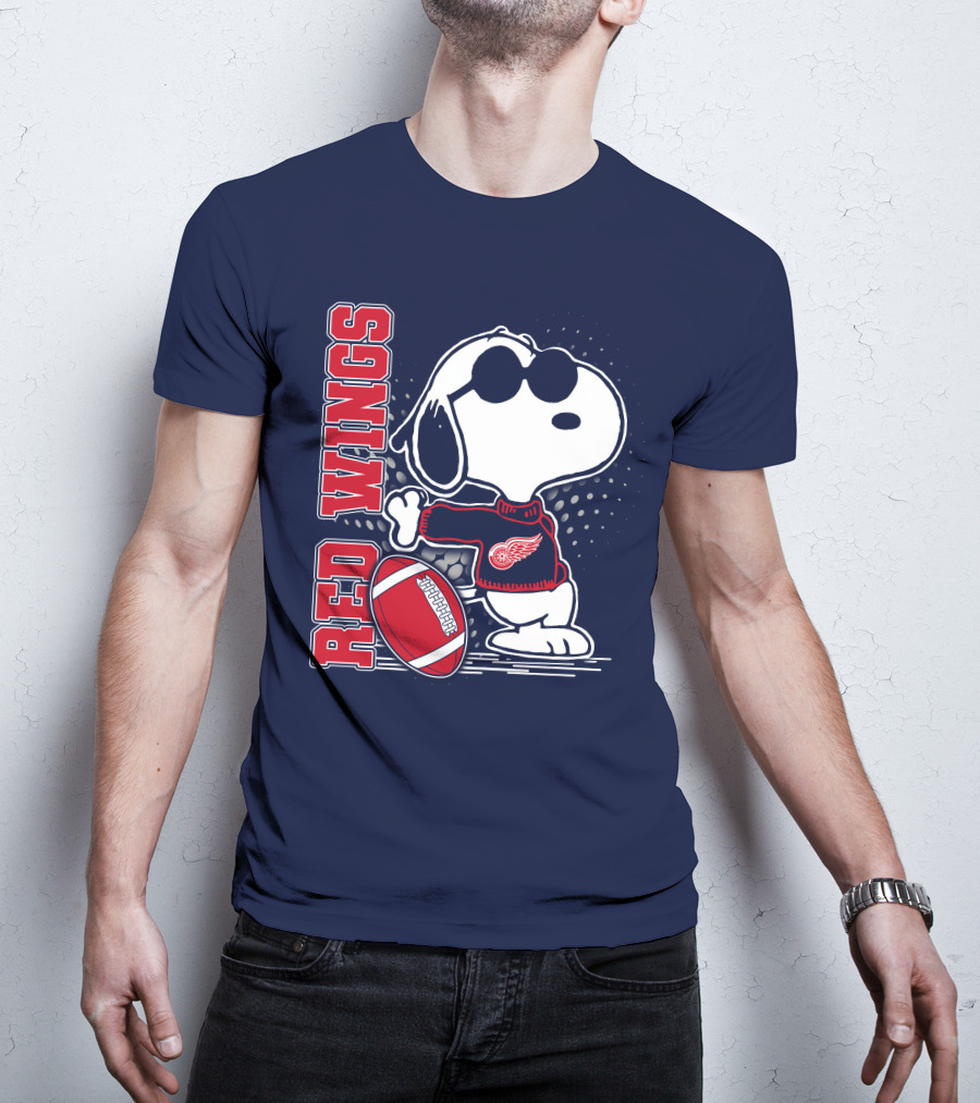 Red Wings Detroit Snoopy Football Peanuts T-Shirt