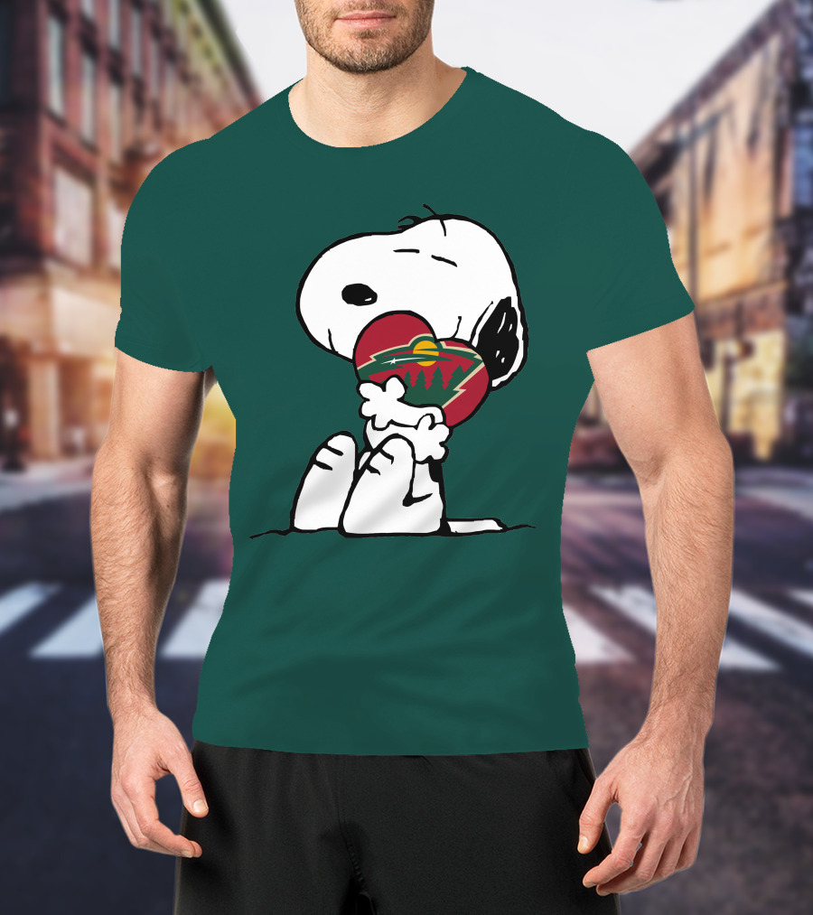 Snoopy Holding Minnesota Wild Heart T-Shirt