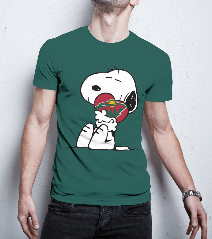 Snoopy Holding Minnesota Wild Heart T-Shirt