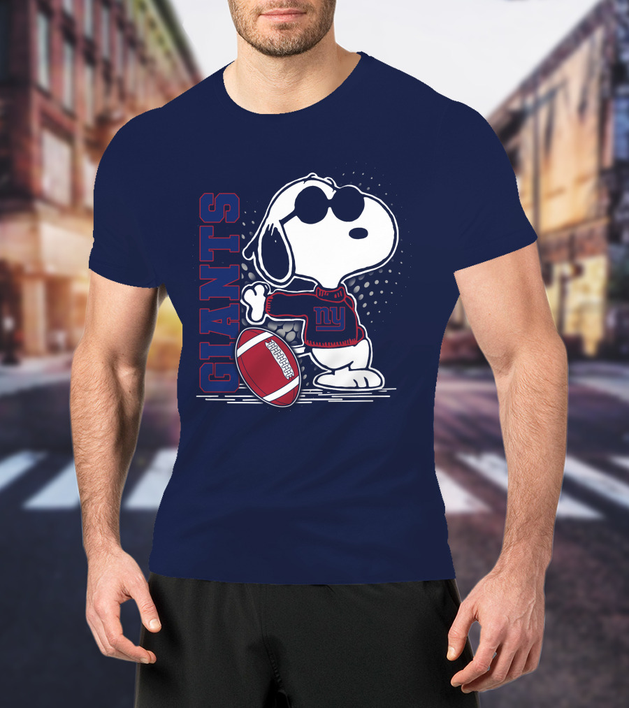 New York Giants Snoopy Football Player Fun Fanwear T-Shirt
