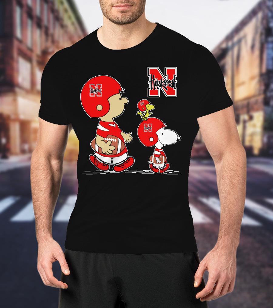 Nebraska Cornhuskers Huskers N Football Peanuts Characters T-Shirt