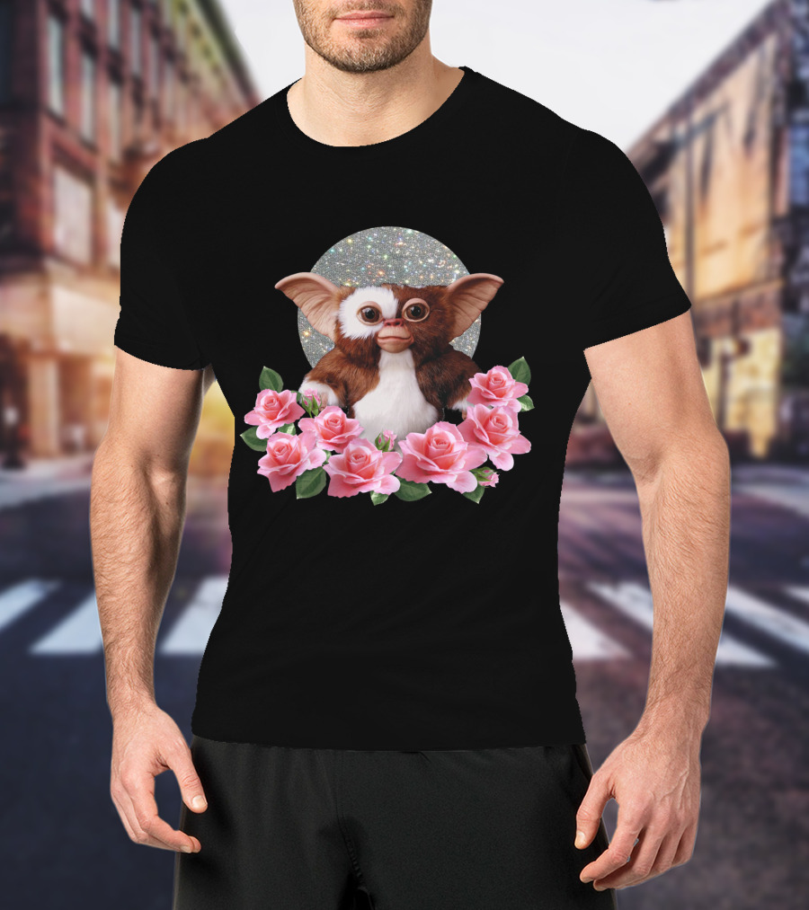 Mogwai Gizmo Glitter Moon With Pink Roses T-Shirt