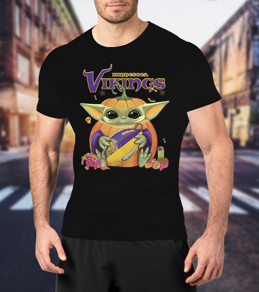 Yoda Minnesota Vikings Halloween Football Pumpkin T-Shirt