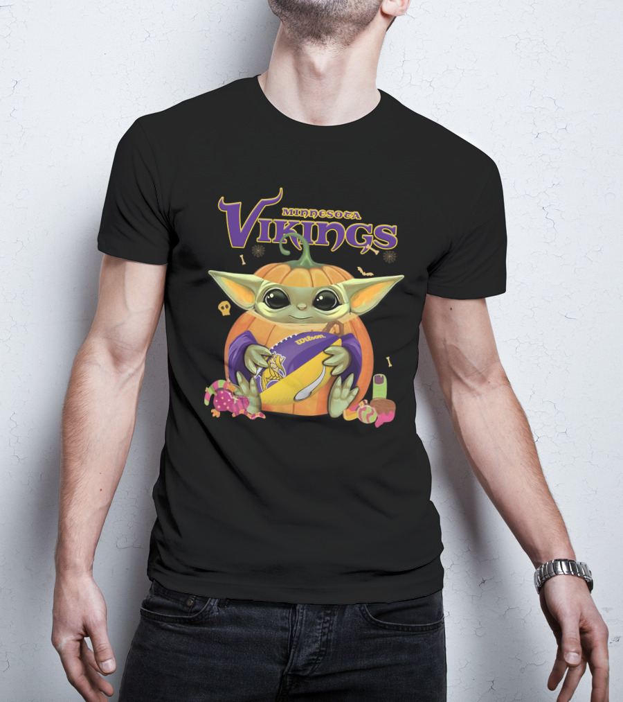 Yoda Minnesota Vikings Halloween Football Pumpkin T-Shirt