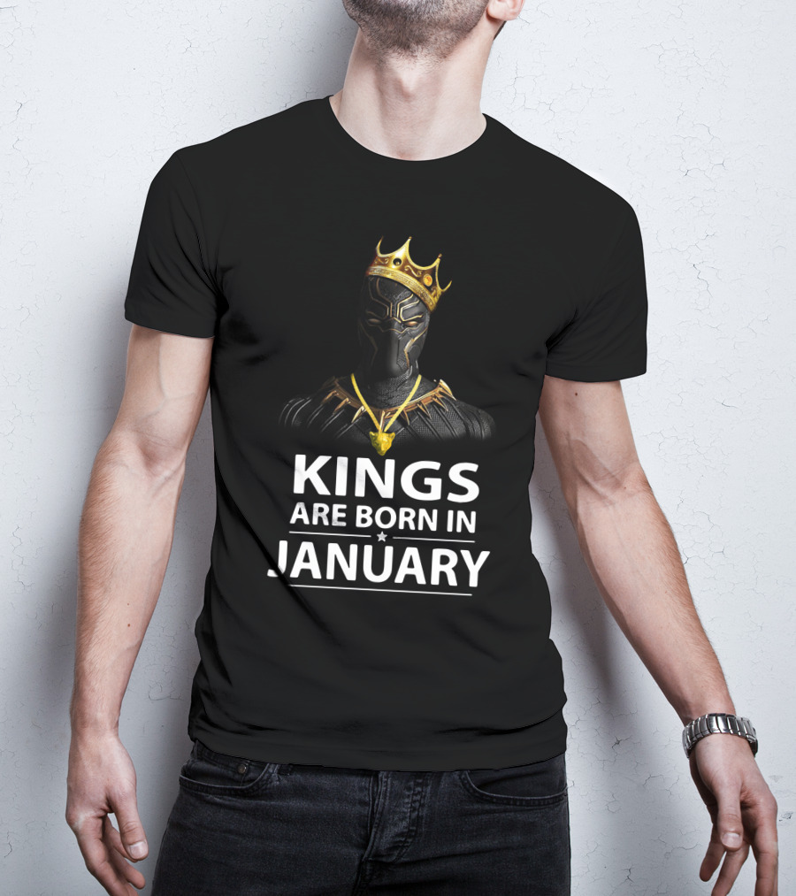 Kings Are Born In January Black Panther With Crown And Necklace T-Shirt