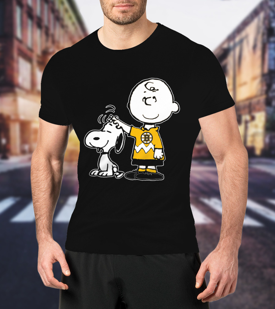 Boston Bruins Snoopy Charlie Brown Peanuts T-Shirt