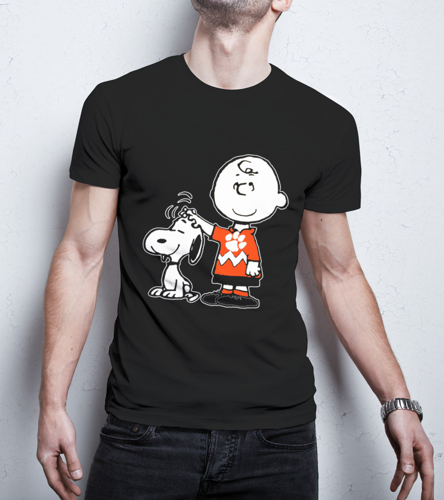Clemson Tigers Football Paw Print On Charlie Brown With Snoopy T-Shirt