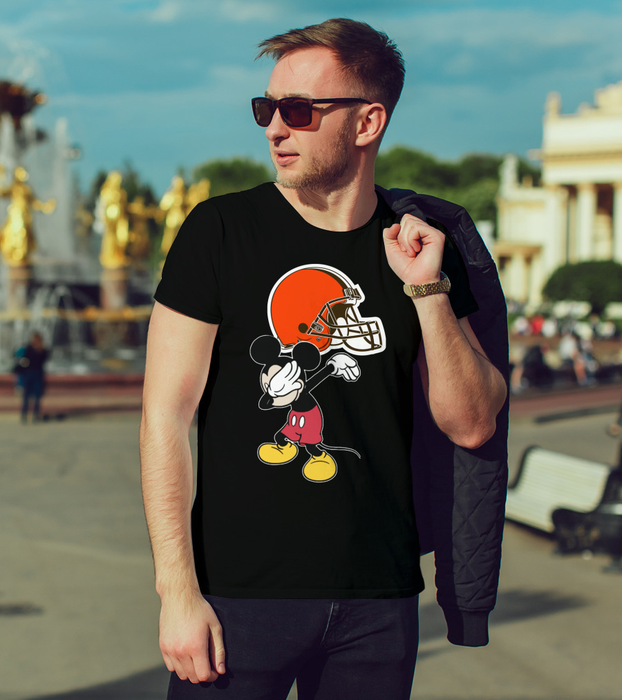 Cleveland Browns Iconic Character Dab With Helmet T-Shirt