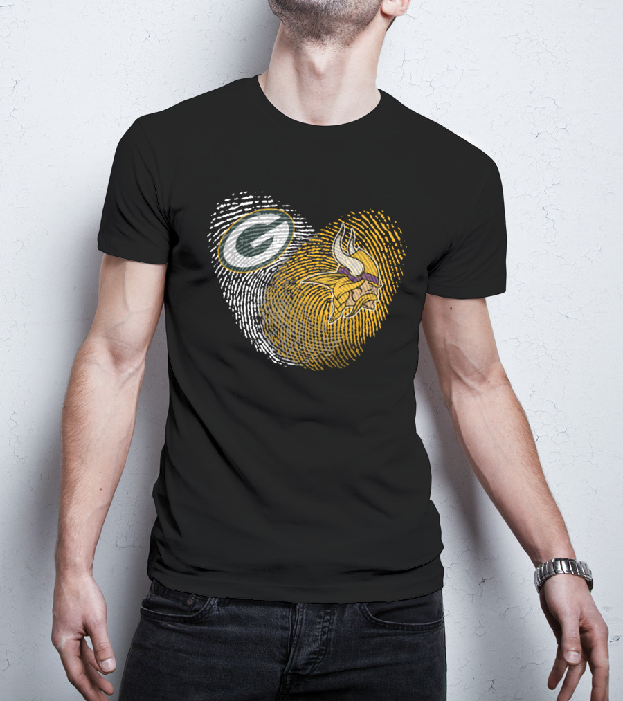 Green Bay Packers And Minnesota Vikings Fingerprint Heart T-Shirt