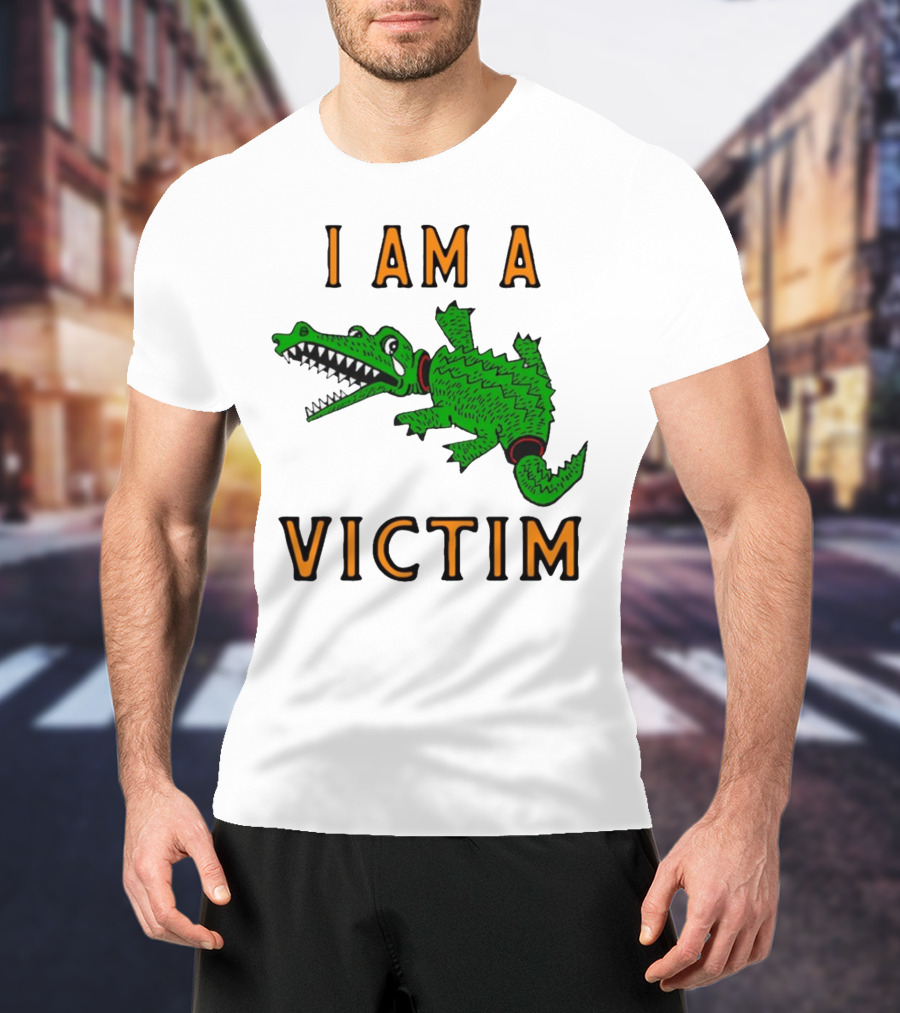 I Am A Victim Green Crocodile Cartoon T-Shirt