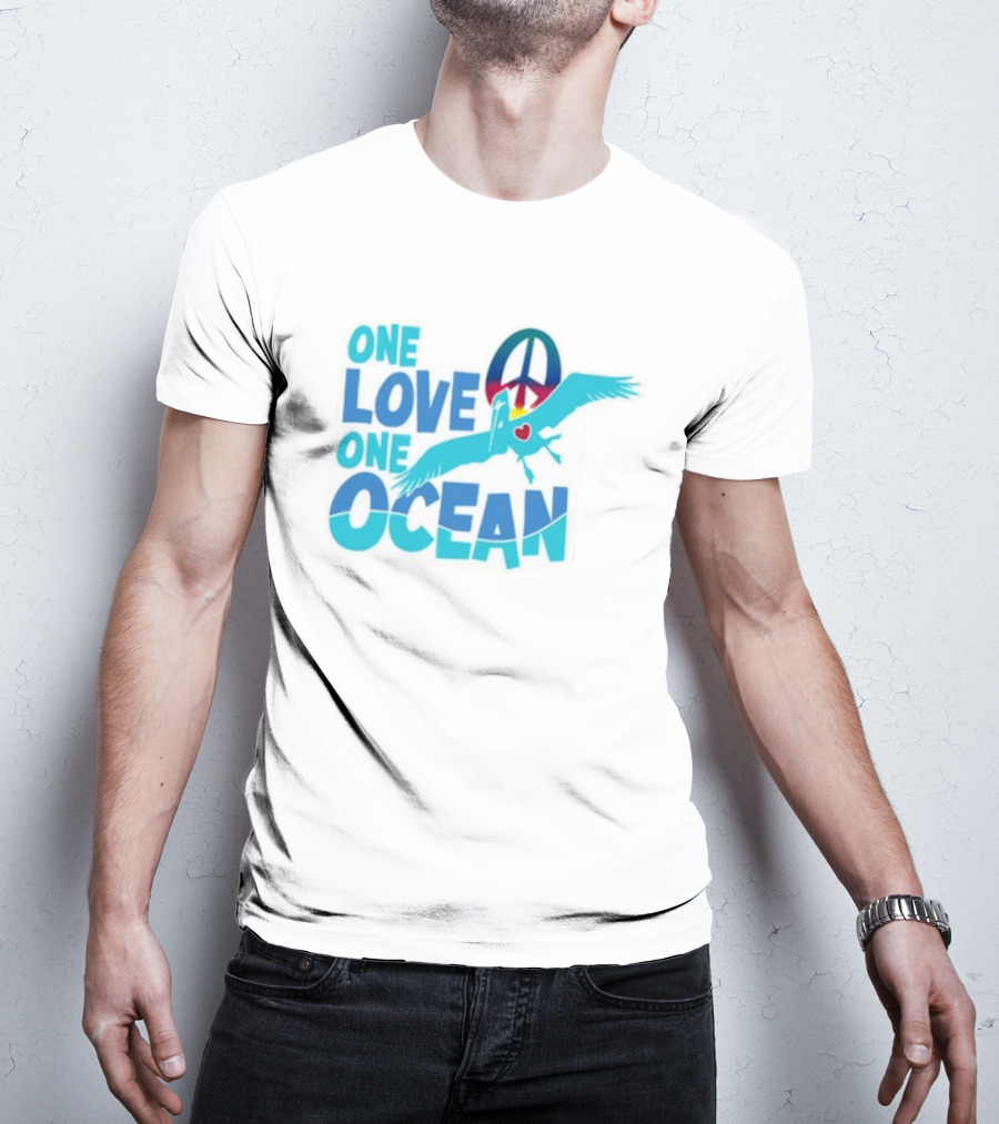Musician Jimmy Buffett One Love One Ocean Peace Symbol Bird Heart T-Shirt