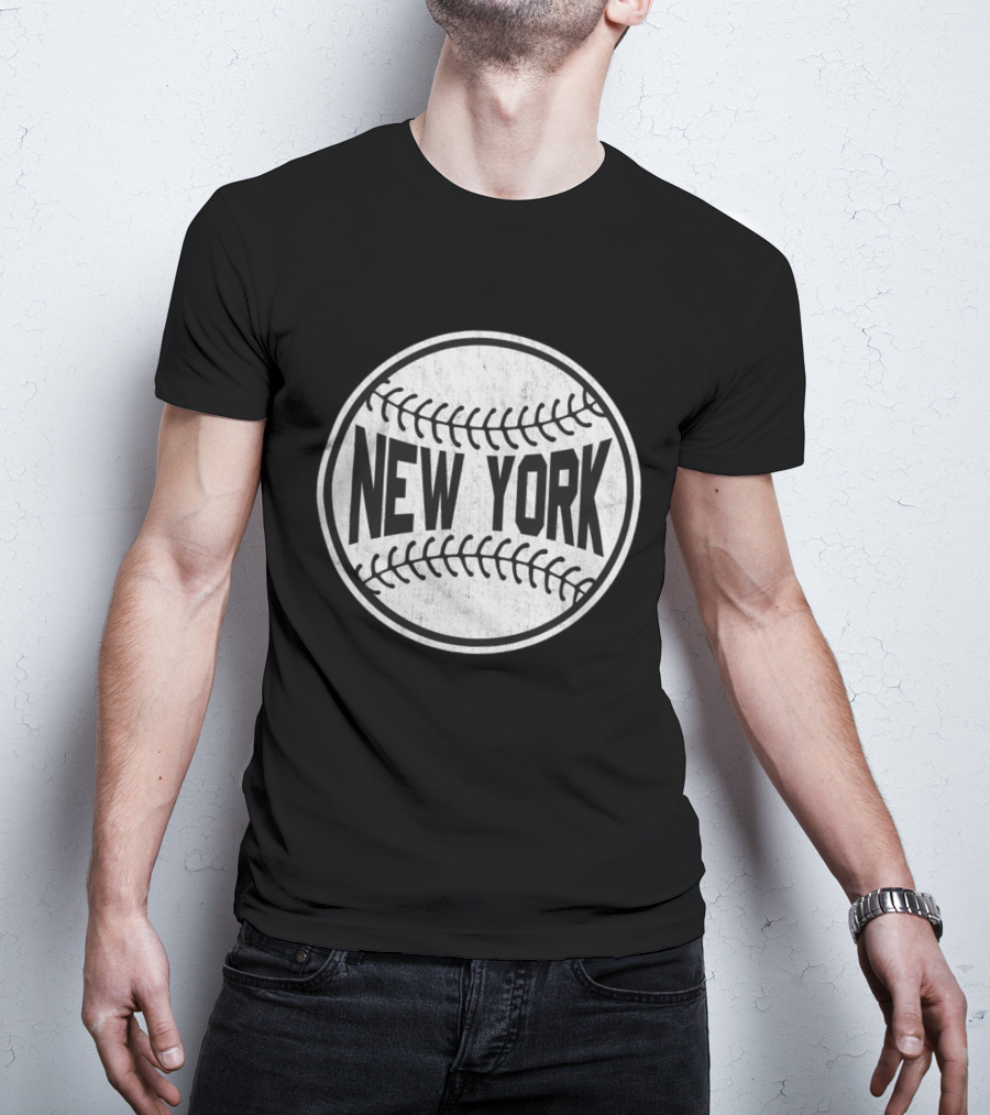 Distressed Vintage New York Baseball Logo Fan T-Shirt