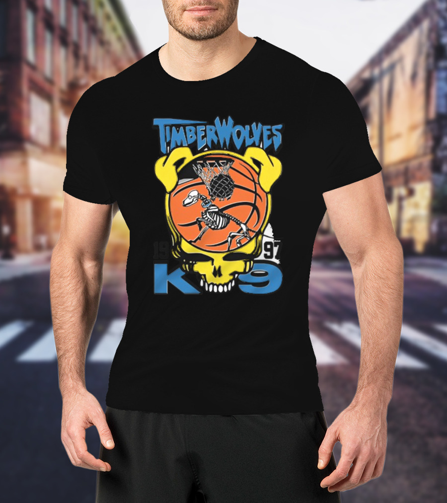 Timberwolves 1997 K-9 Basketball Skeleton Skull T-Shirt