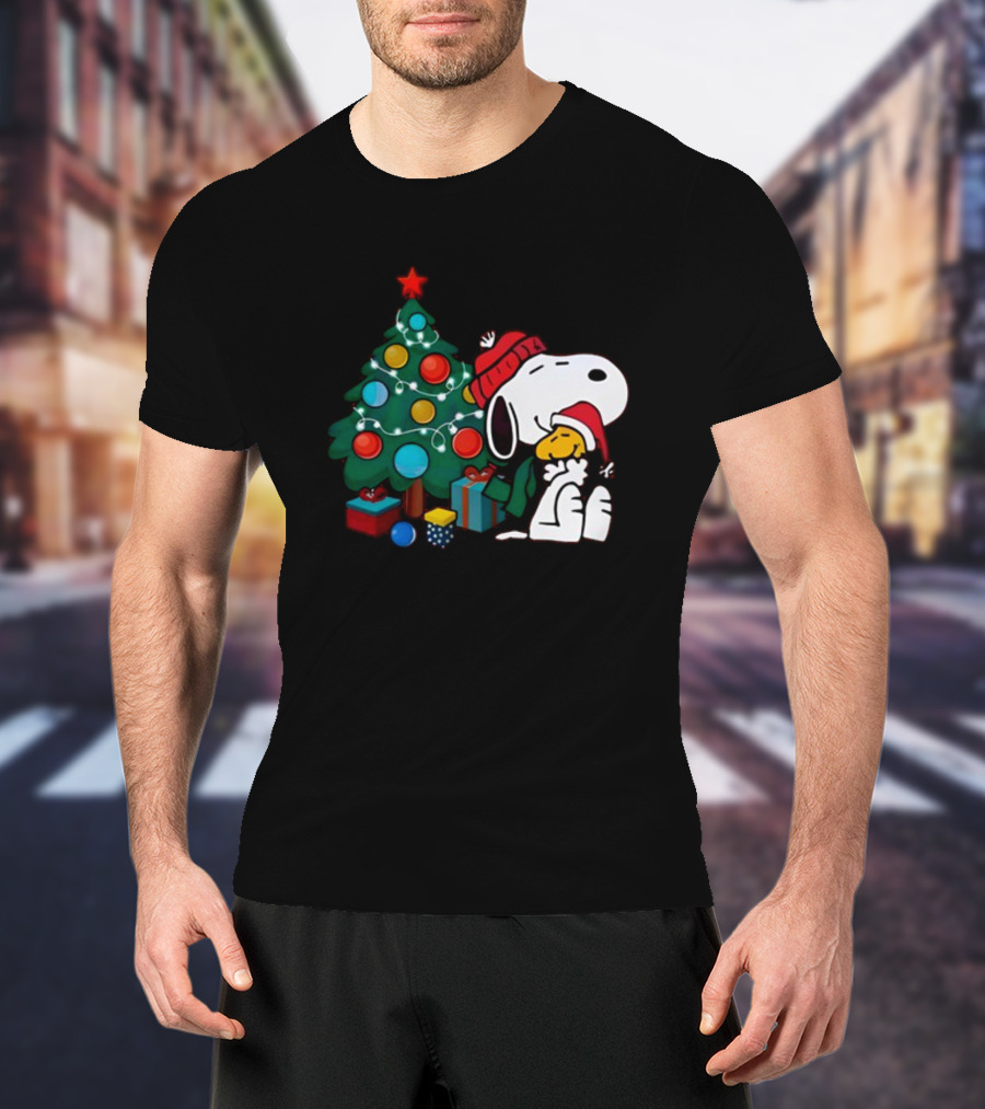Snoopy And Woodstock Celebrating Christmas By The Tree T-Shirt