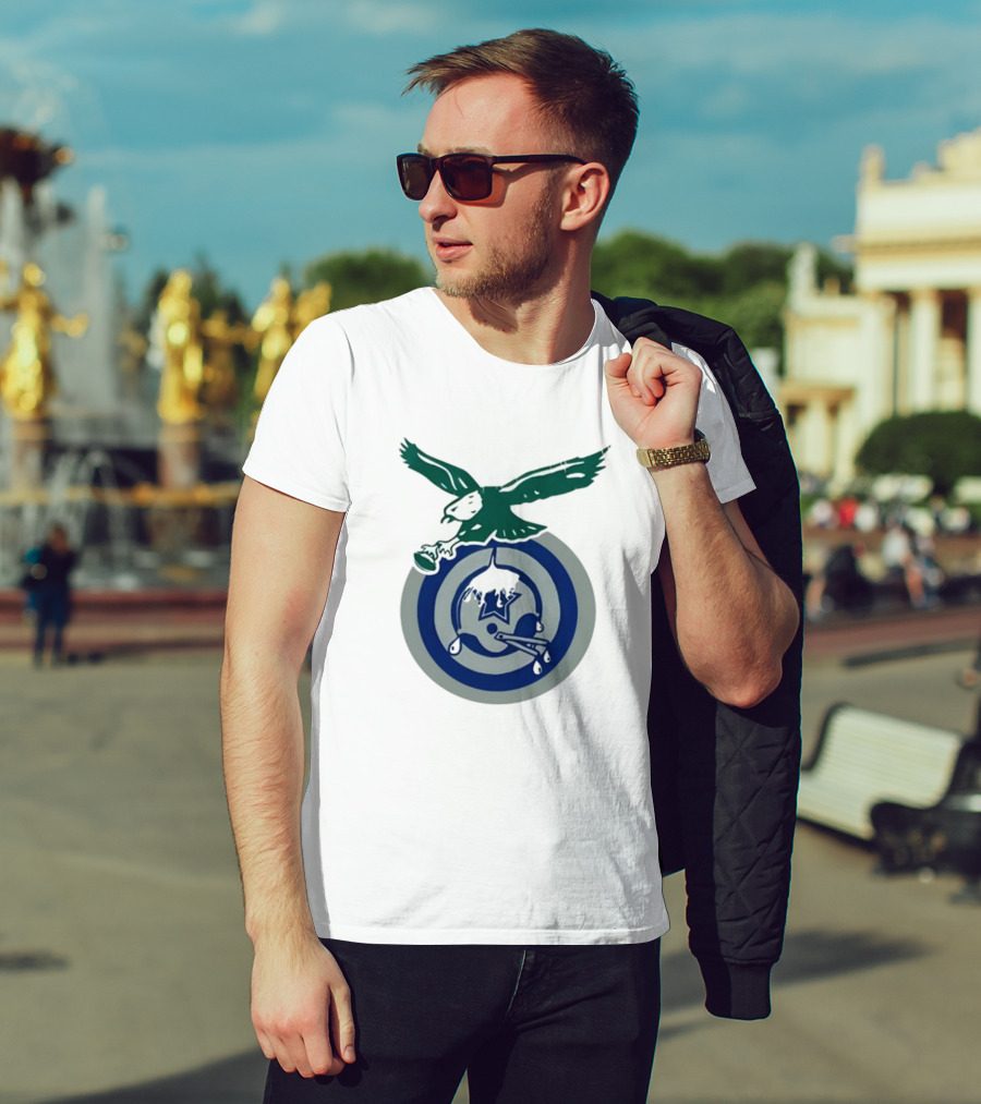 Philadelphia Eagles Bird Dropping Football On Dallas Cowboys Star T-Shirt