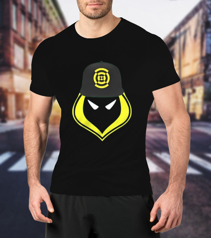 Lag-Liners Stealth Emblem With Black Cap And Yellow T-Shirt