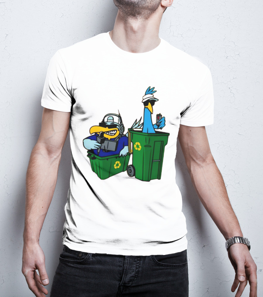 Fairwayjockey Birdie Juice The People’S Birdies Golf Duo Recycling Bins Image T-Shirt