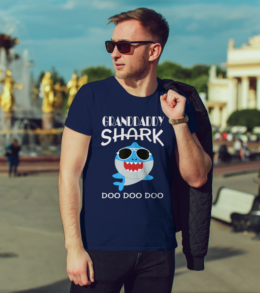 Grandaddy Shark Doo Doo Doo Sunglasses Cool Shark T-Shirt