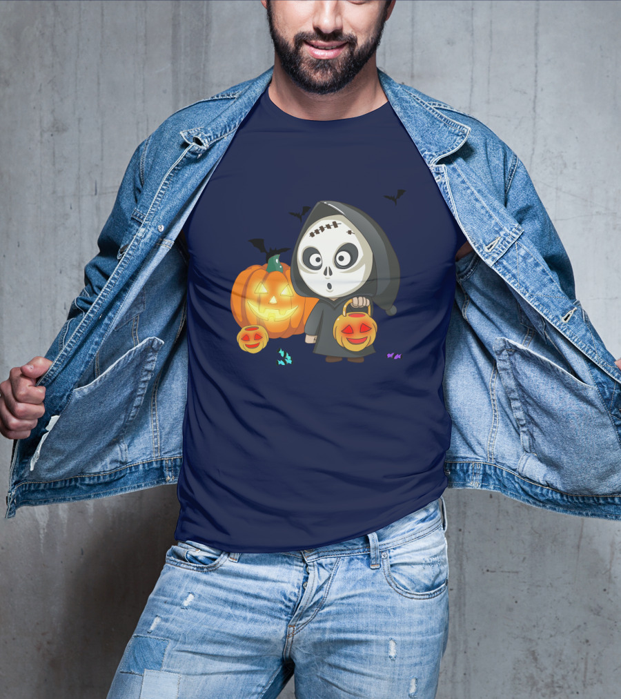 Halloween Makeup Ghost With Pumpkin Lanterns And Bats T-Shirt